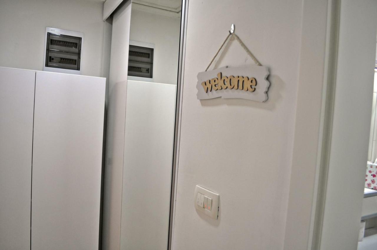 Apartman Dina Apartment Tuzla Bagian luar foto